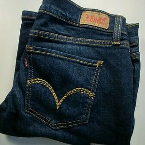 Levi's 524 super low boot cut jeans NWT sz 28